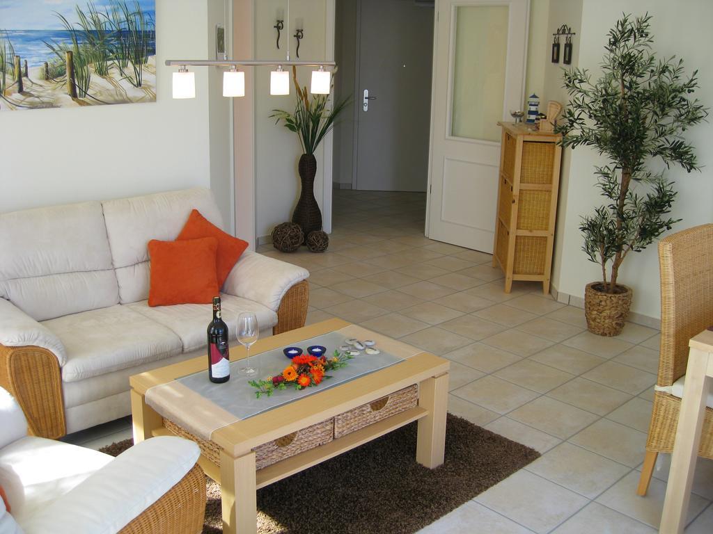 Uns Strandhus Ostseebad Kühlungsborn Exteriör bild